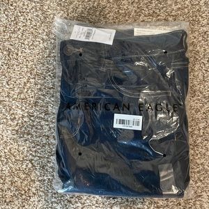 NEW WITH TAGS, STILL IN BAG! AE JEGGING